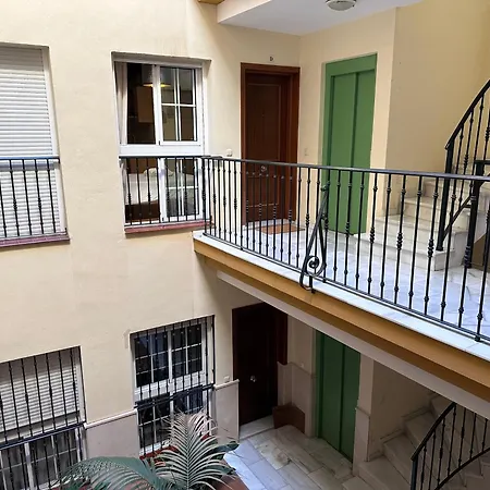 Urban Flat Junior * Малага